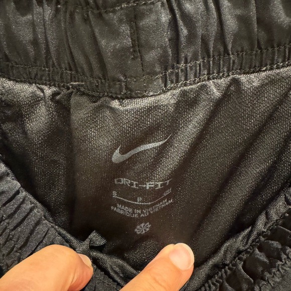 NIKE women's tempo running shorts. Used like new. Small. - Picture 4 of 4